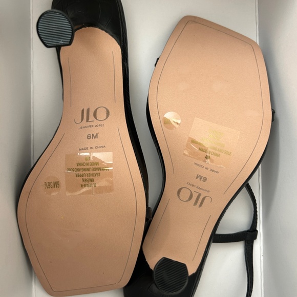 X REVOLVE LESLIE SANDAL IN BLACK CROC - Picture 5 of 6